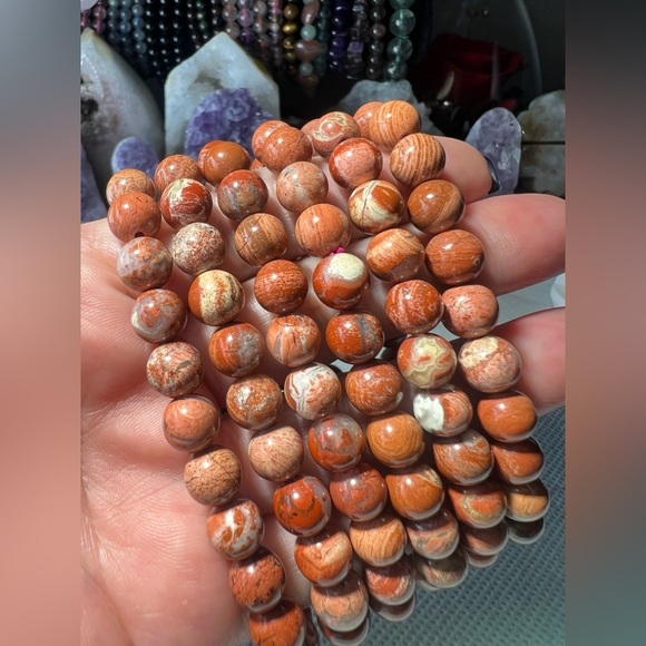 Elegant Red Stone Bracelet - Picture 9 of 10